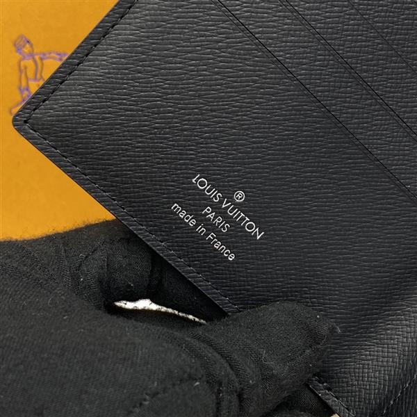 2026122105436398 600